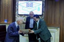 دکتر گتمیری در حکمی استاد دکتر داریوش فرهود را به ریاست دفتر ارتباط با دانش آموختگان دانشکده بهداشت، منصوب کرد