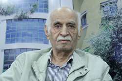 دکتر کاظم محمد در سومین نشست در سایه‌سار اندیشه‌های استاد بر اهمیت استمرار ارتباط علمی با جهان تاکید کرد