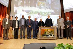 مراسم تقدیر از دکتر محمود معتمدی
