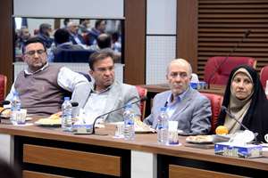 نشست صمیمی ادوار مختلف هیئت رئیسه دانشگاه علوم پزشکی تهران در چهار دهه‌ اخیر