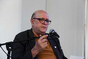 قرائت شعر یار سیمین عذار ،سروده دکتر گتمیری، در شب شعر ترنم واژه ها