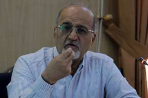 دکتر سالاریفر در سومین نشست کمیته علمی سمینار تعهد حرفه‌ای تاکید کرد سازمان نظام پزشکی ابزار مهم «نظارت بر رعایت اصول حرفه‌ای » بود، اما از وظیفه‌اش باز مانده است