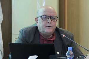 دکتر گتمیری در سومین نشست کمیته علمی نهمین سمینار تعهد حرفه ای در نظام سلامت تاکید کرد در سمینار امسال بر نقش نظام پزشکی به عنوان یکی از مهمترین سازمانهای دیده‌بان پروفشنالیسم در حوزه سلامت پرداخته می‌شود