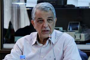 دکتر خوئی در نشست کمیته علمی نهمین سمینار تعهد حرفهای در نظام سلامت «مهاجرت درونی و پنهان» اساتید را فاجعه در تعهد حرفهای و پروفشنالیسم خواند