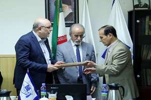 نشست رئیس دفتر ارتباط با دانش آموختگان با روسای دفاتر دانش آموختگان و خانه های استاد مراکز دانشگاه علوم پزشکی