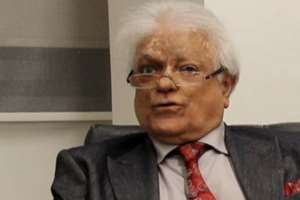 دکتر عباس نوریان نیکوکار و متخصص مغز و اعصاب عشق به کار، مثبت اندیشی، رضای خدا و رضای مردم را رمز سعادتمندی خواند