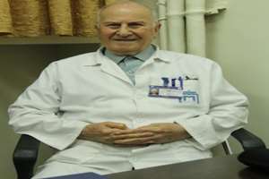 دکتر عقیقی: طب فقط خواندن نیست، طب یک تجربه است.