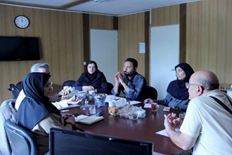 نشست مشترک دفتر ارتباط با دانش آموختگان و مدیران حوزه دانشجویی برای برگزاری جشن یکپارچه دانش آموختگی