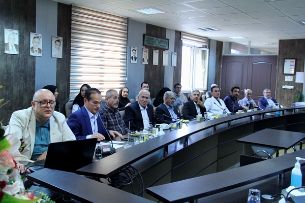 نشست ماهانه اساتید پیشکسوت در خانه استاد مجتمع بیمارستانی امام خمینی/ گرامیداشت متولدین مهرماه