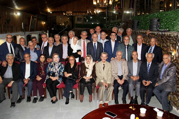  گردهمایی دانش آموختگان ورودی‌ 1351دانشکده پزشکی دانشگاه علوم پزشکی تهران