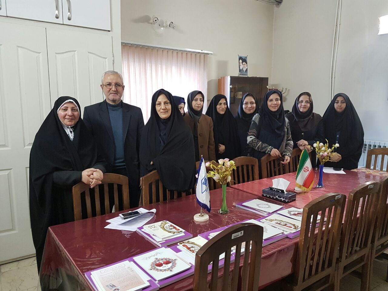 تبادل نظر درخصوص برگزاری جشن یکپارچه دانش آموختگان در نشست مشترک دفتر ارتباط با دانش آموختگان با مدیران گروه های آموزشی 