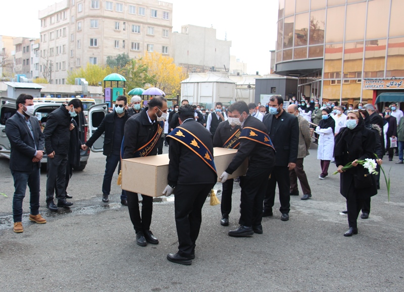 با حضور رئیس دانشگاه، پیکر استاد گرانقدر دکتر غلامحسین فلاحی تشییع شد 